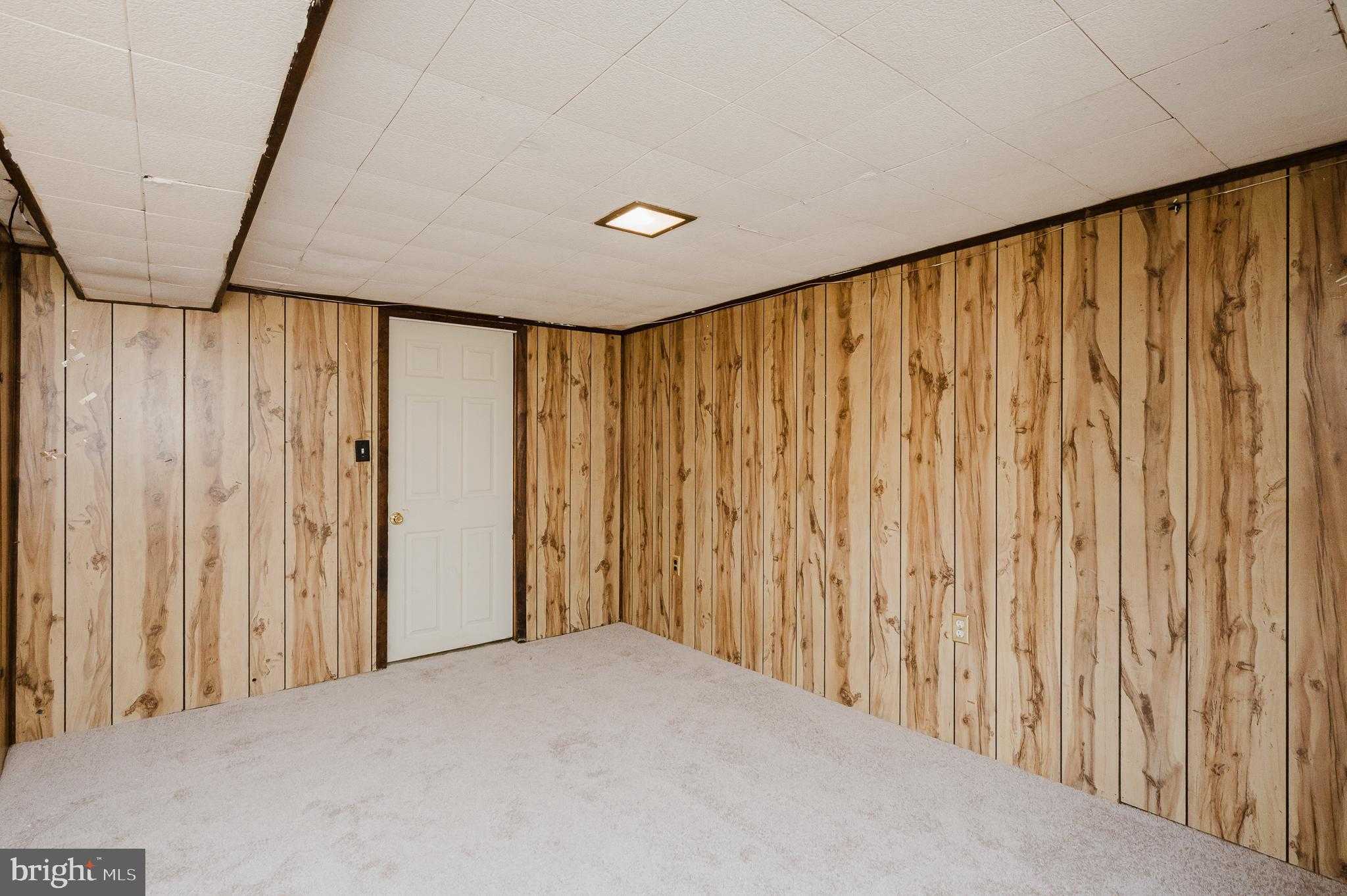 6321 Brown Ave photo 17