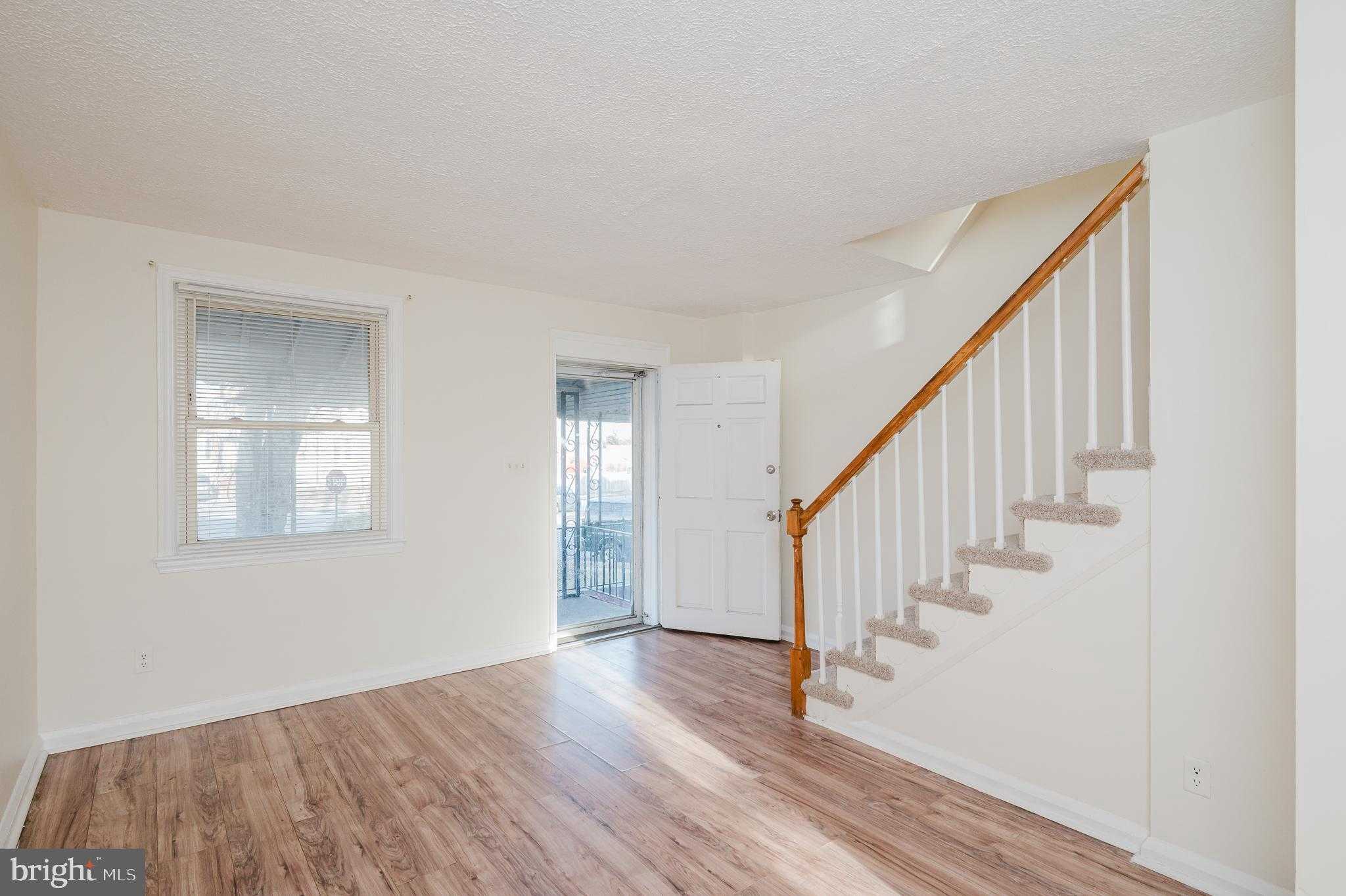 6321 Brown Ave photo 4