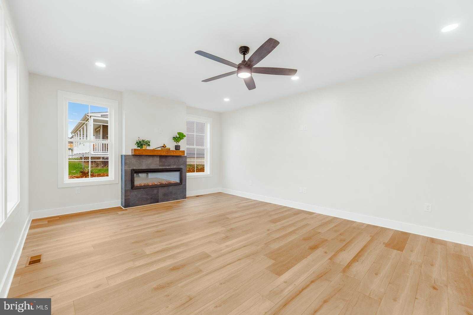 866 Hulmeville Rd photo 13