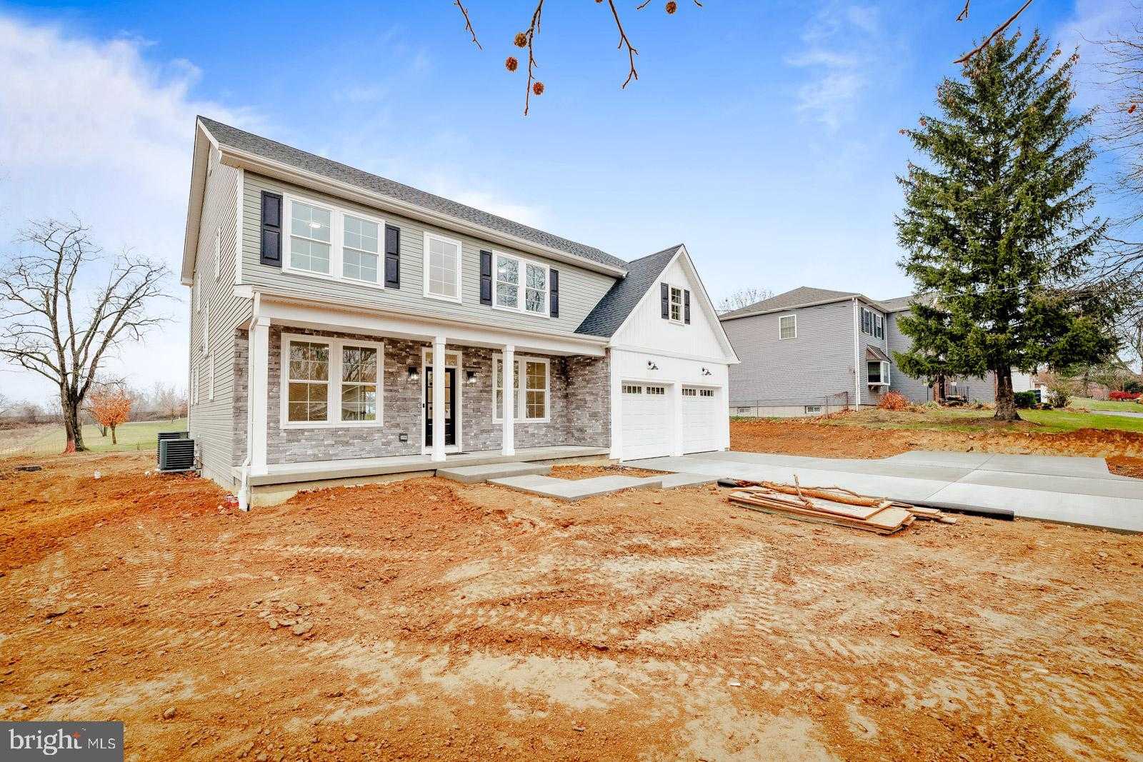 866 Hulmeville Rd photo 3