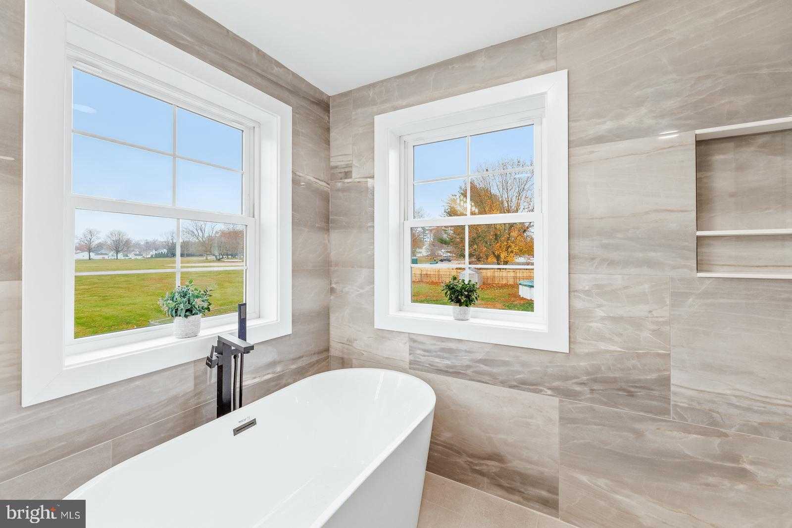 866 Hulmeville Rd photo 35