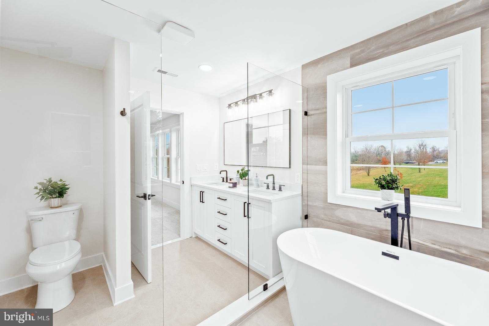 866 Hulmeville Rd photo 36