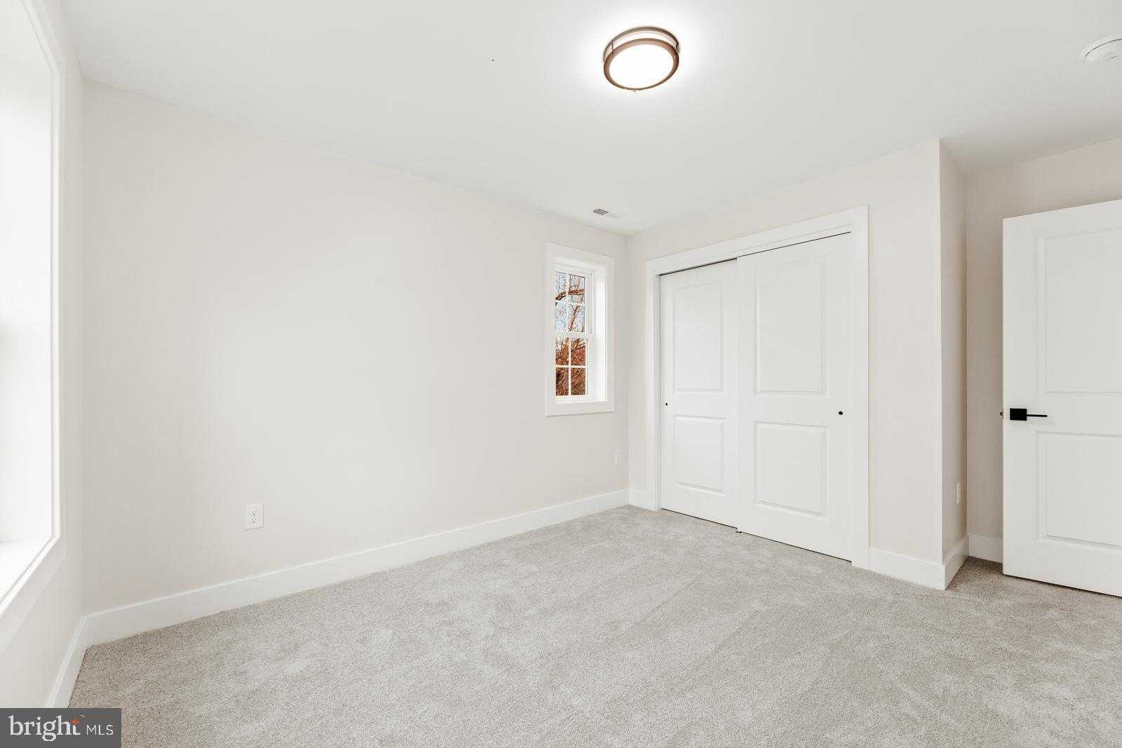 866 Hulmeville Rd photo 41