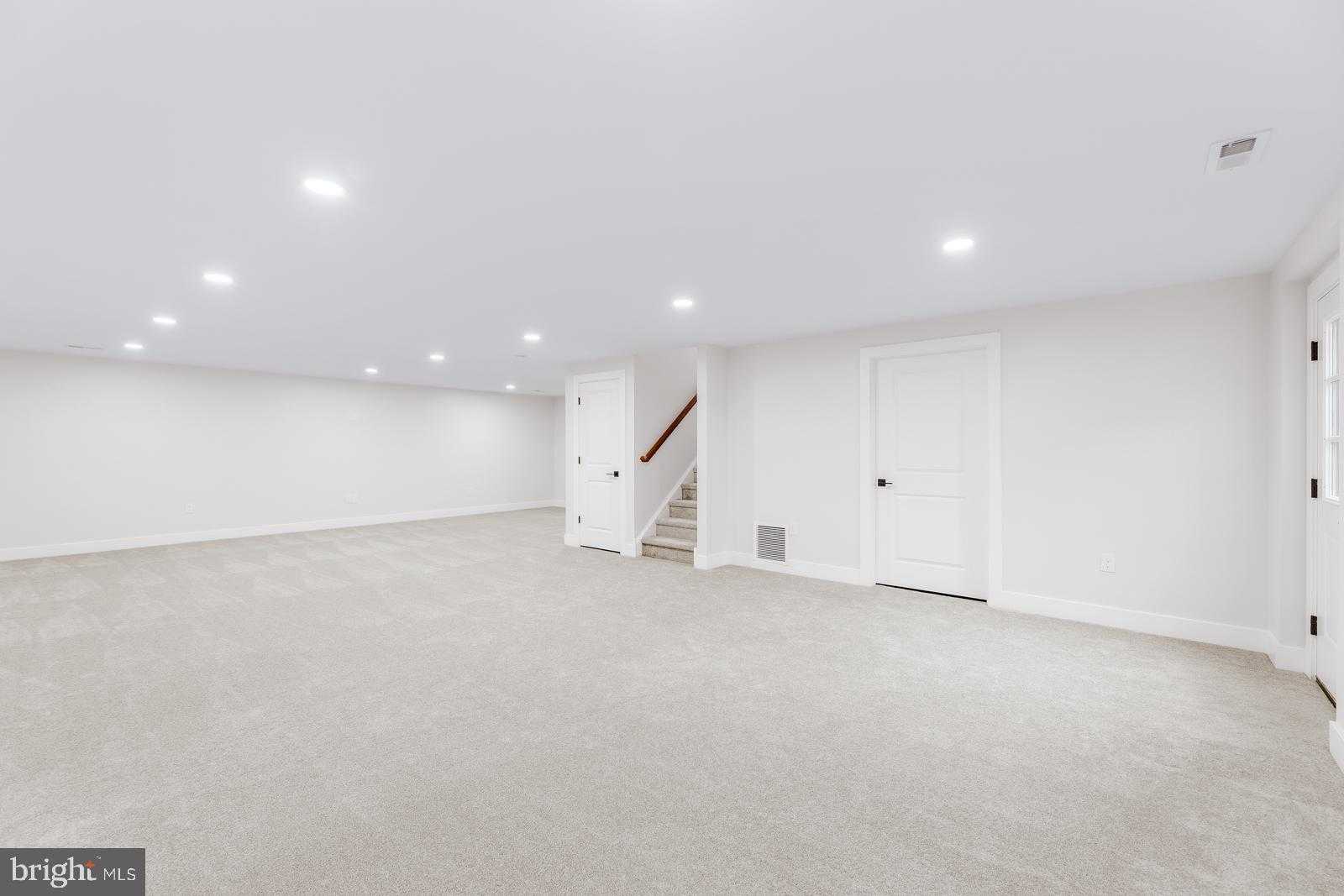 866 Hulmeville Rd photo 49