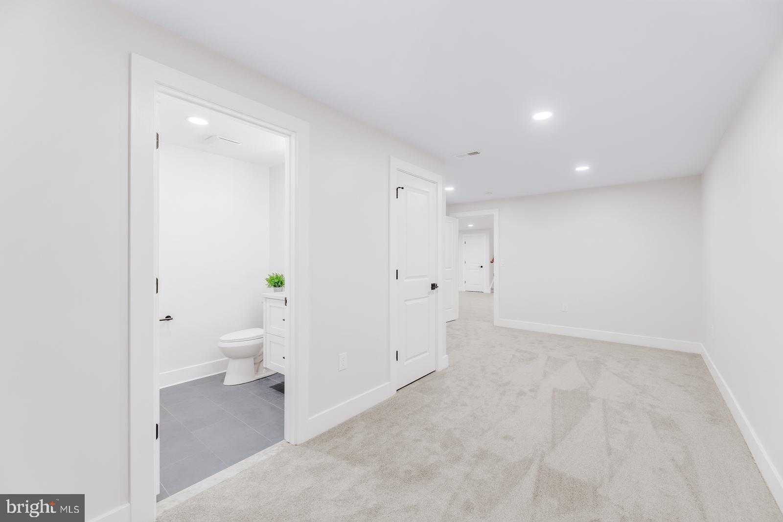 866 Hulmeville Rd photo 53