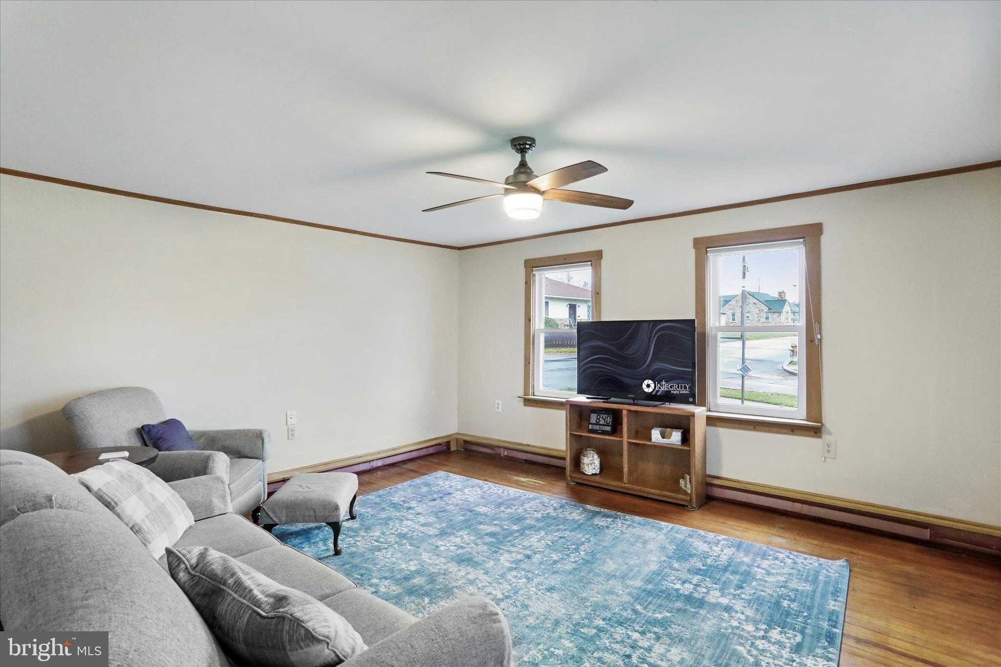 160 Ormand St photo 7