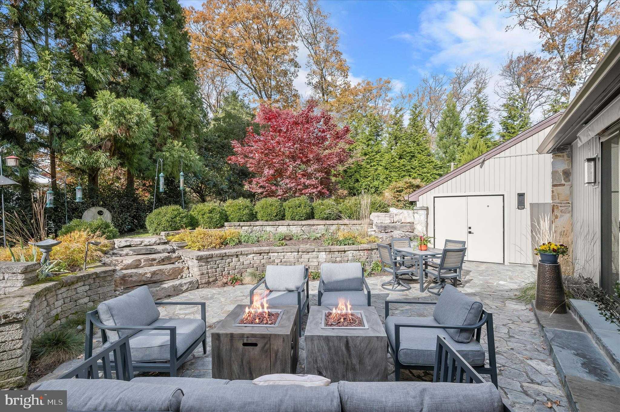 668 Broadwater Way photo 14