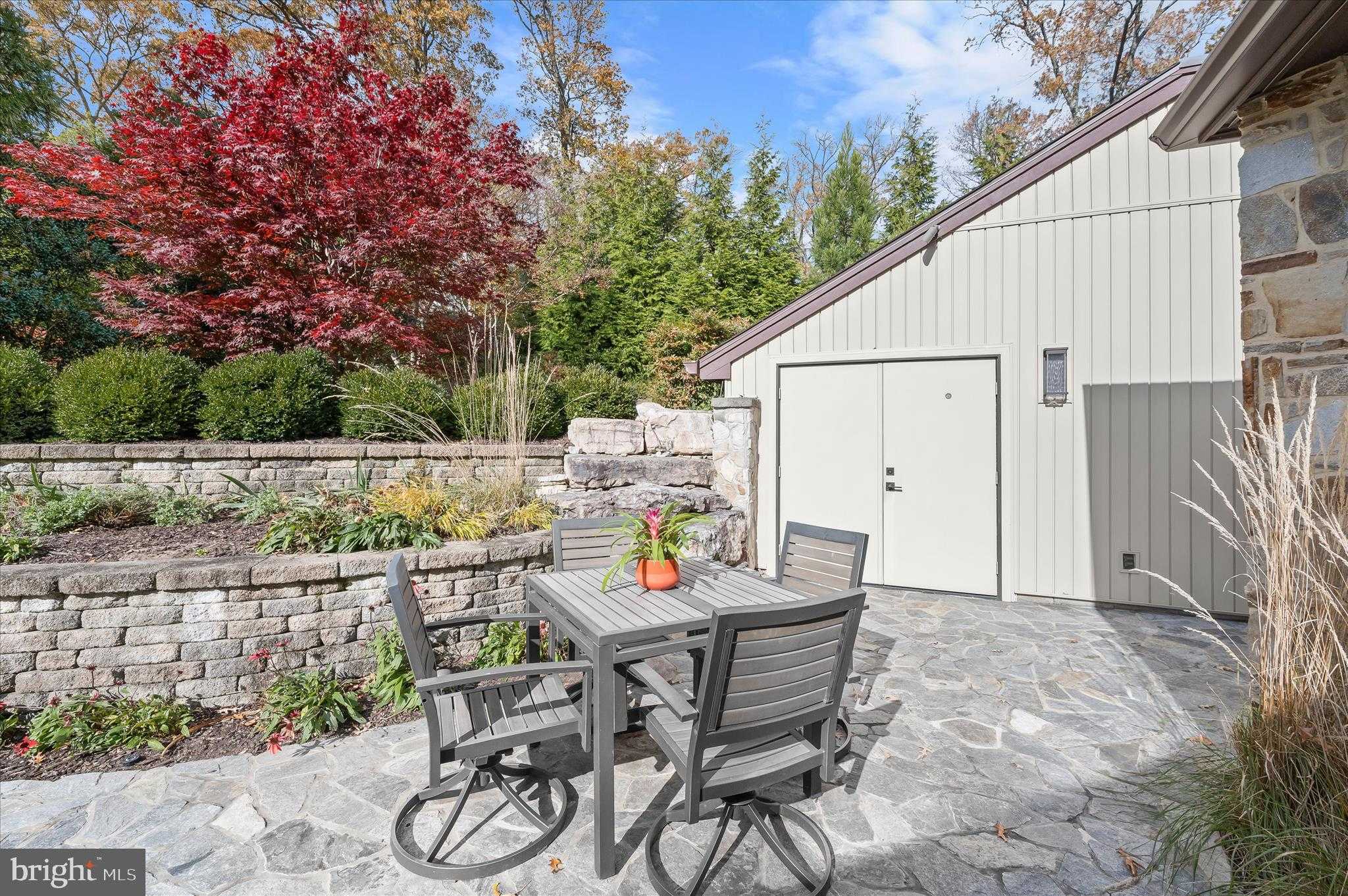 668 Broadwater Way photo 15