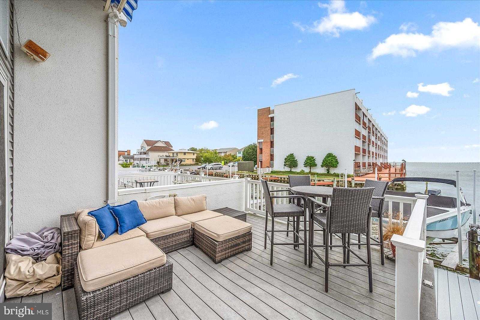 775 94th St photo 42