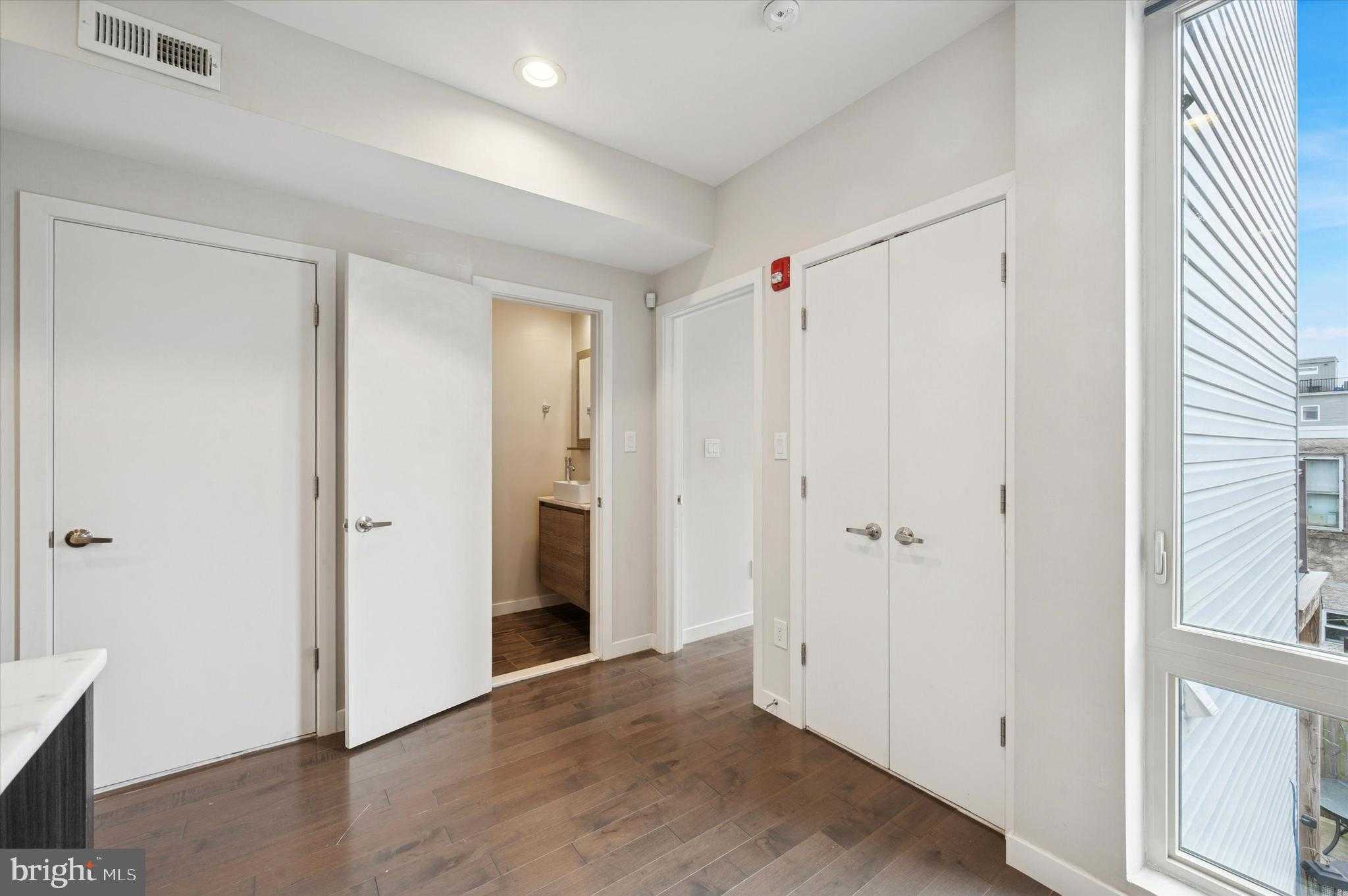 1814 Federal St # B photo 8