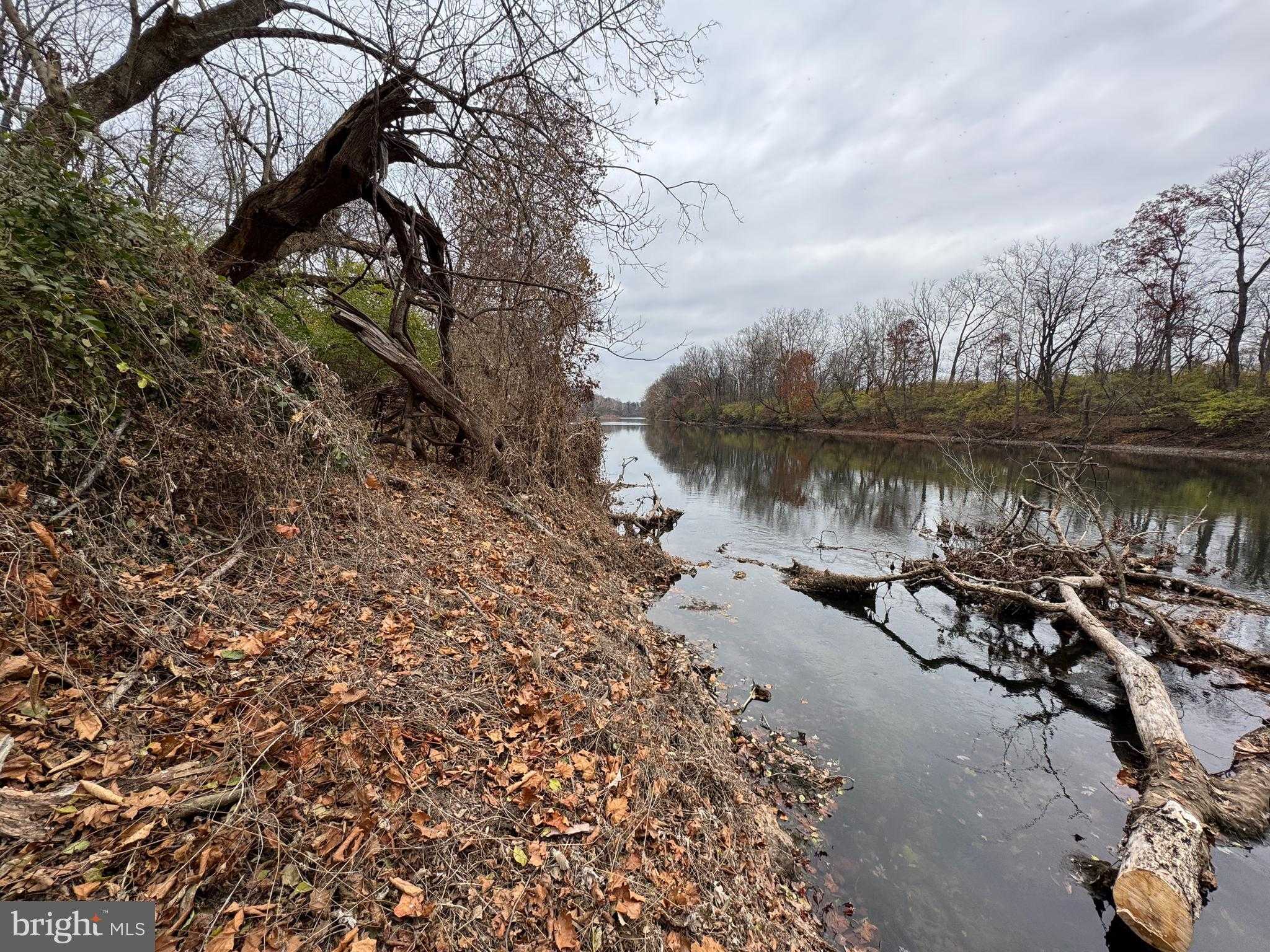 131 N Main St photo 11