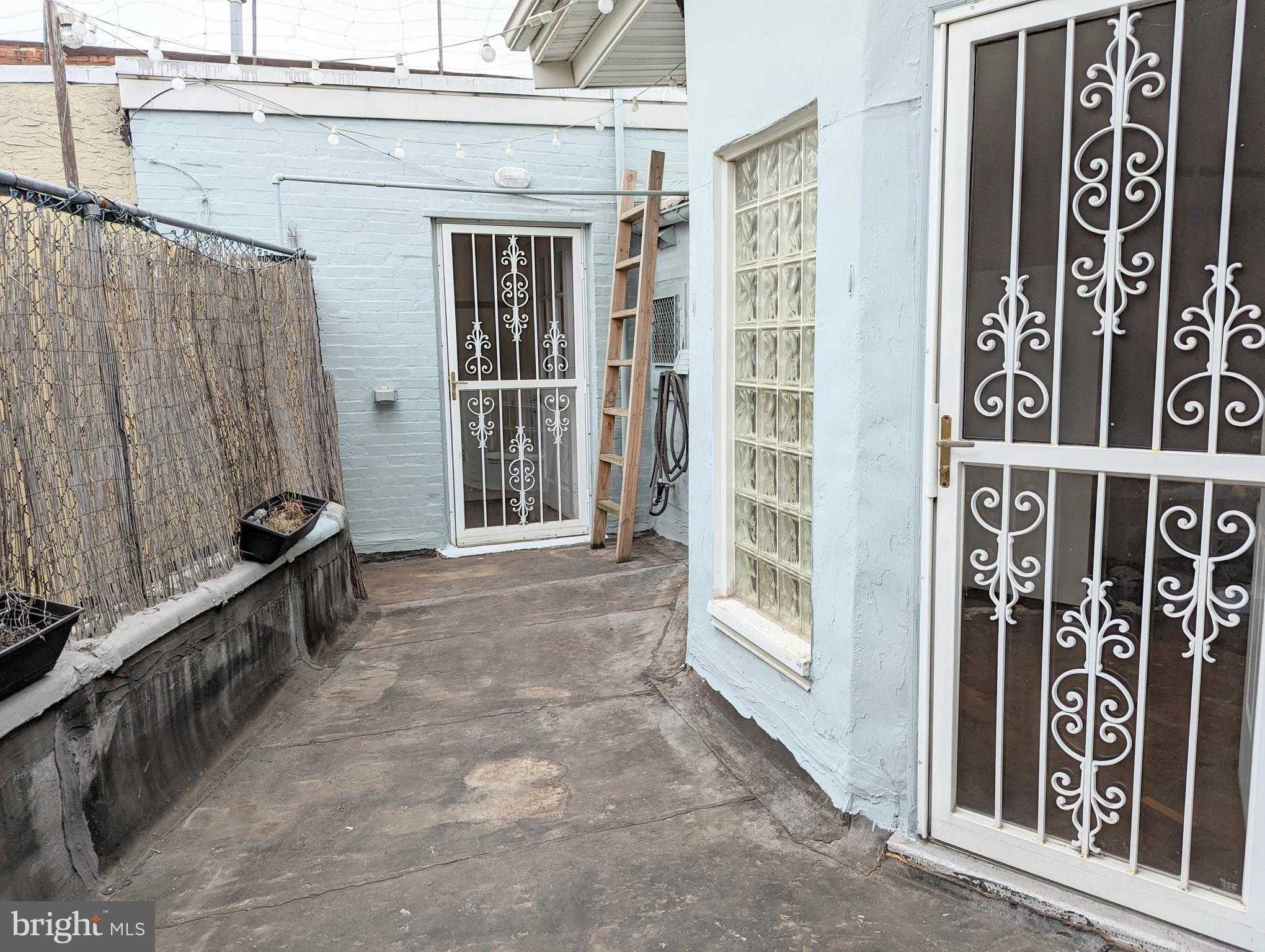 1545 W Passyunk Ave photo 10