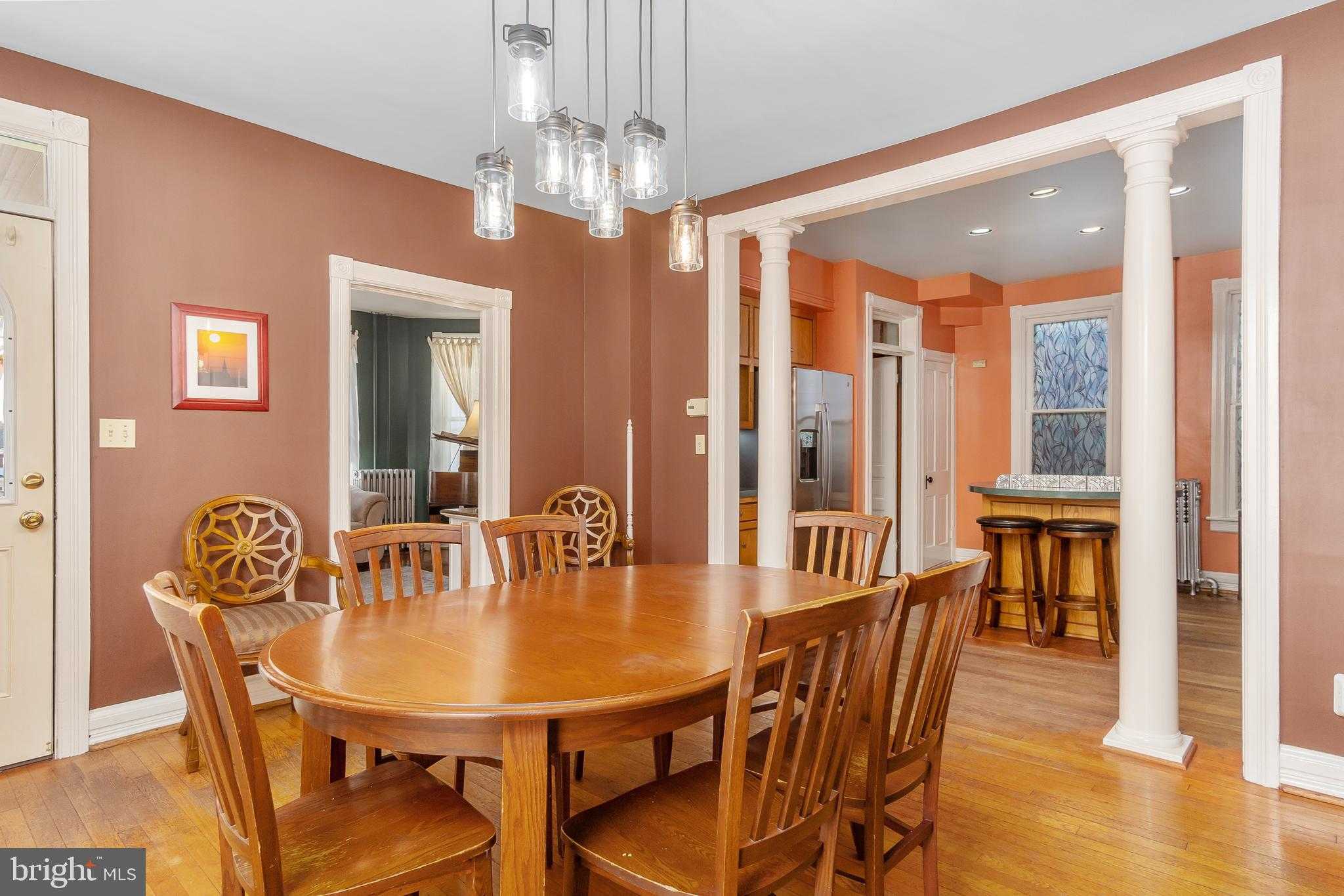 115 W 2nd St photo 11