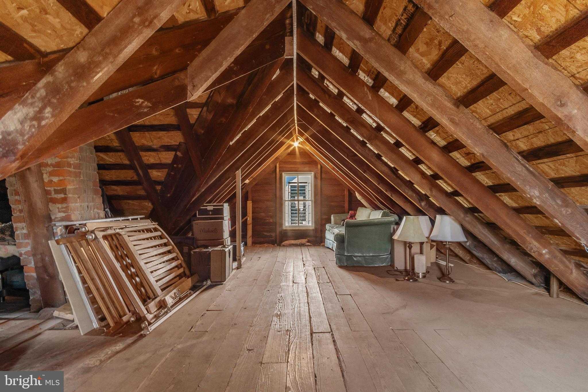 115 W 2nd St photo 27