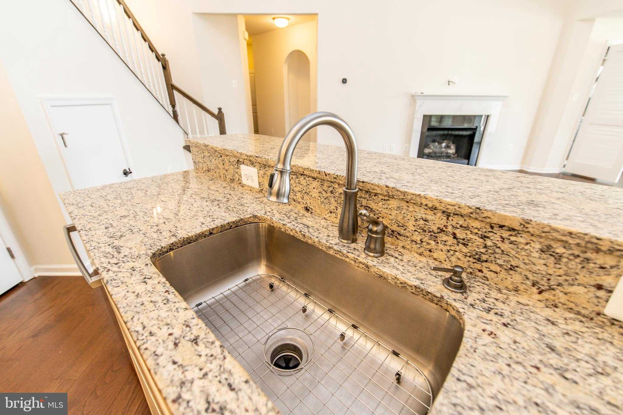 4861 Finnical Way Ste 401 photo 8