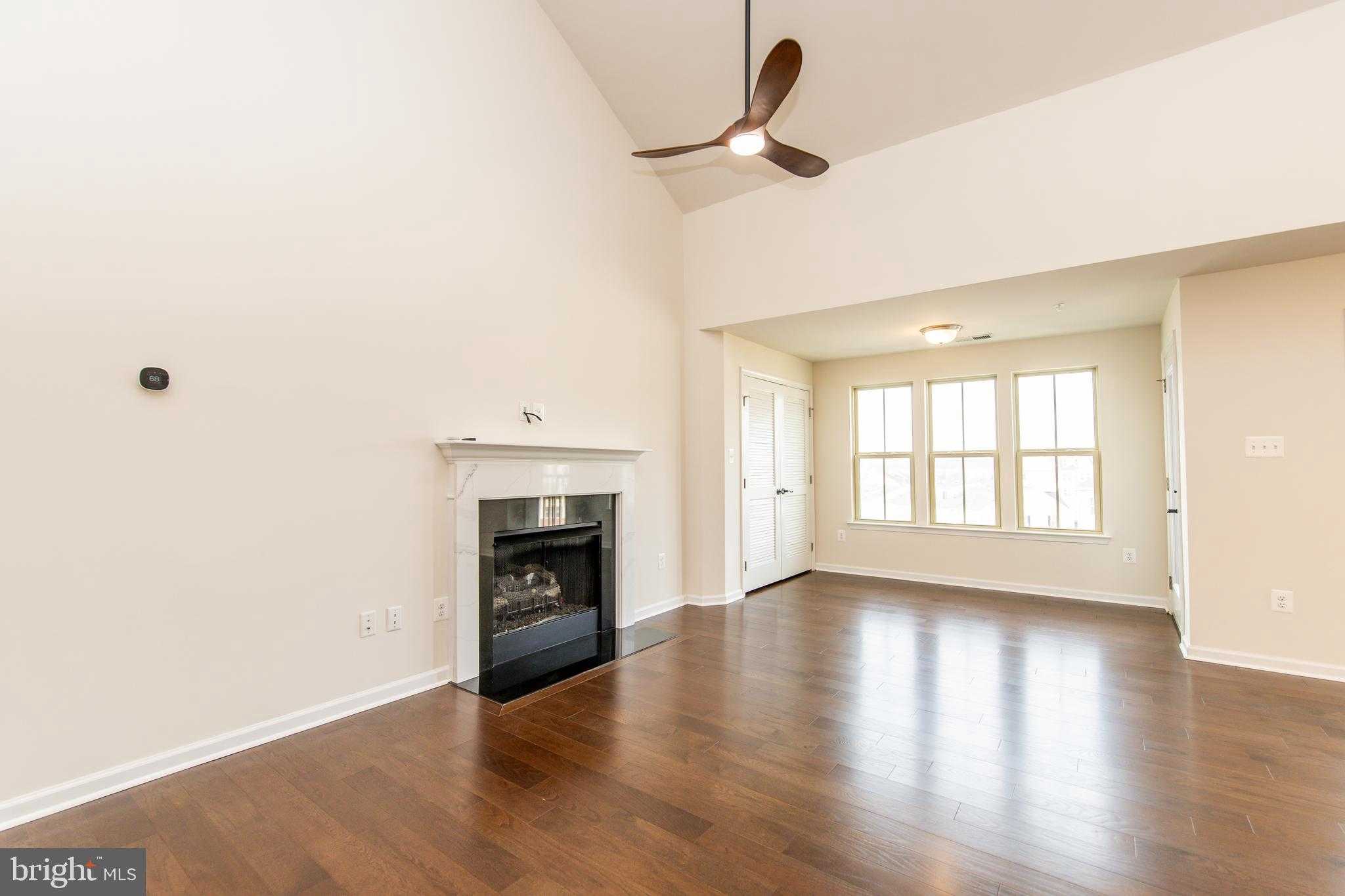 4861 Finnical Way Ste 401 photo 9