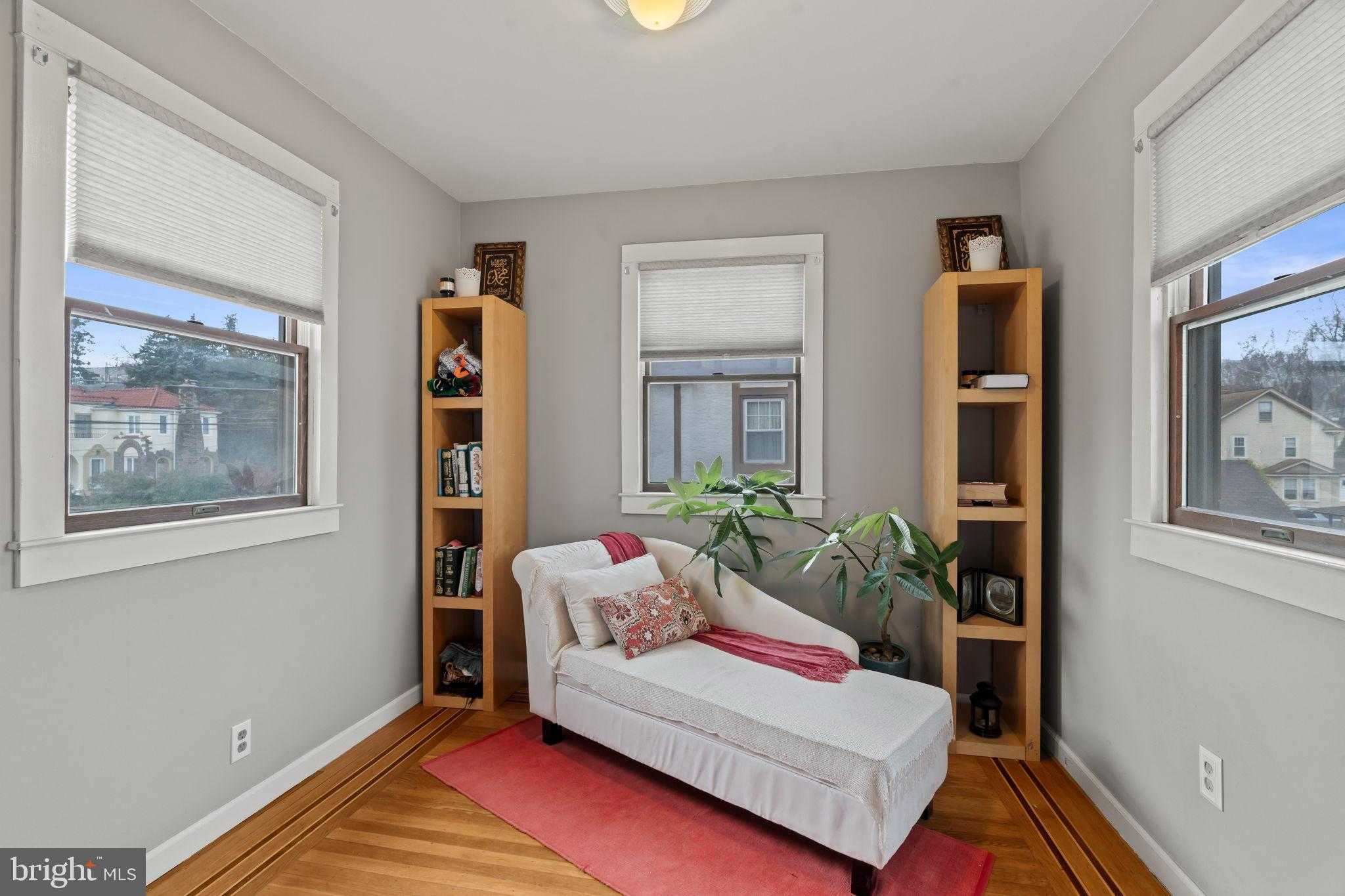 341 Congress Ave photo 23