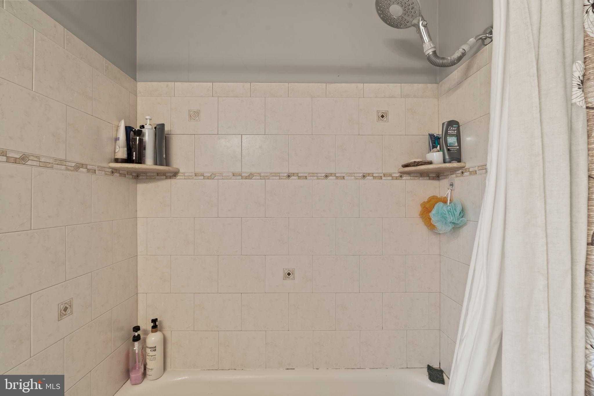 341 Congress Ave photo 25