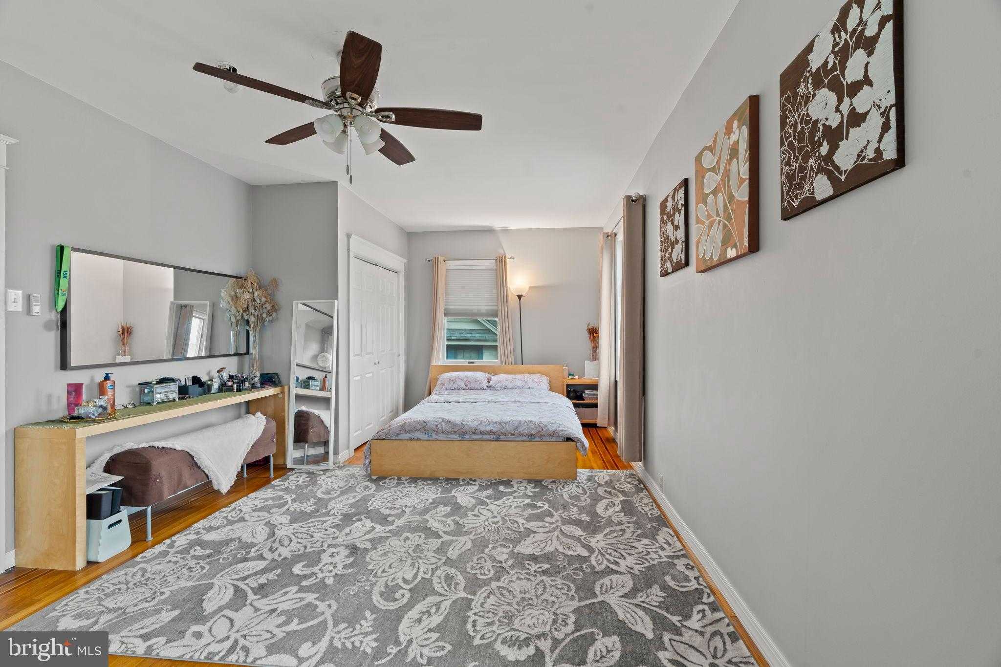 341 Congress Ave photo 26