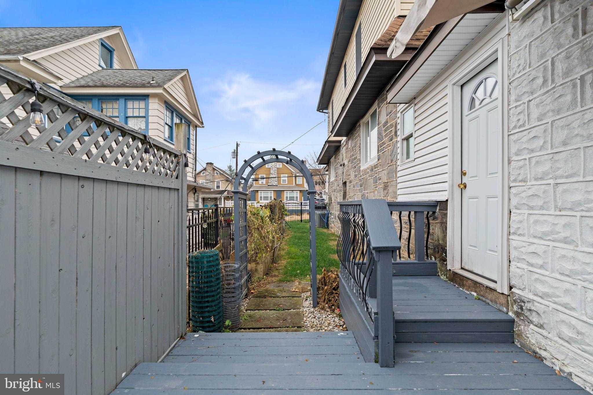 341 Congress Ave photo 39