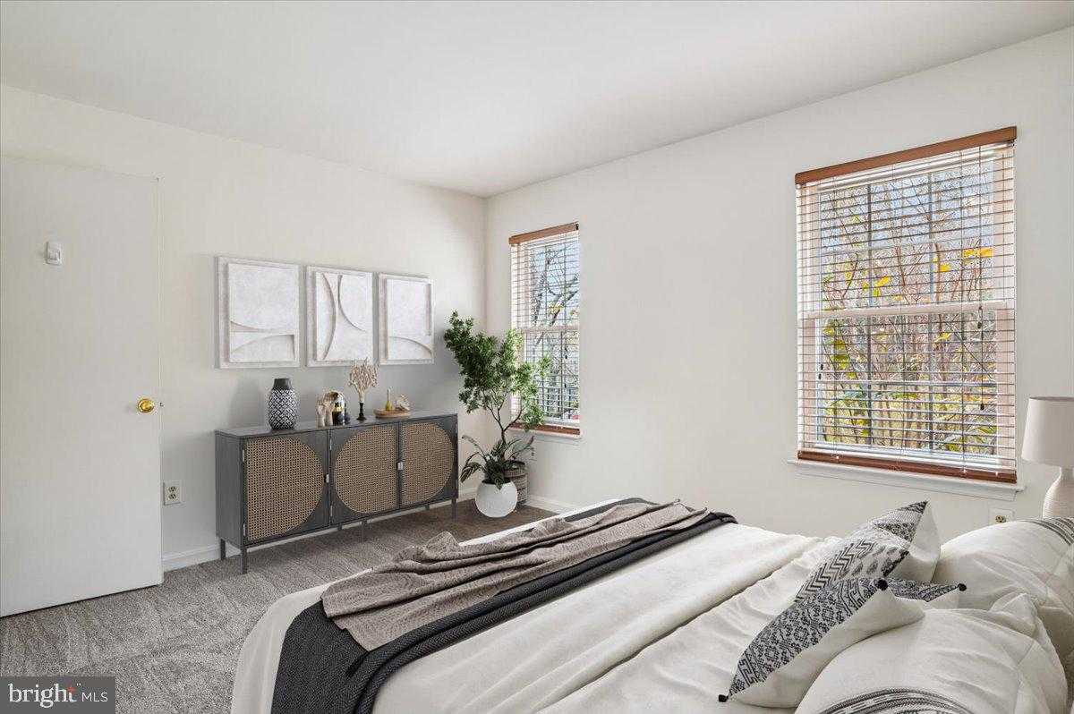 1410 Greendale CT photo 10