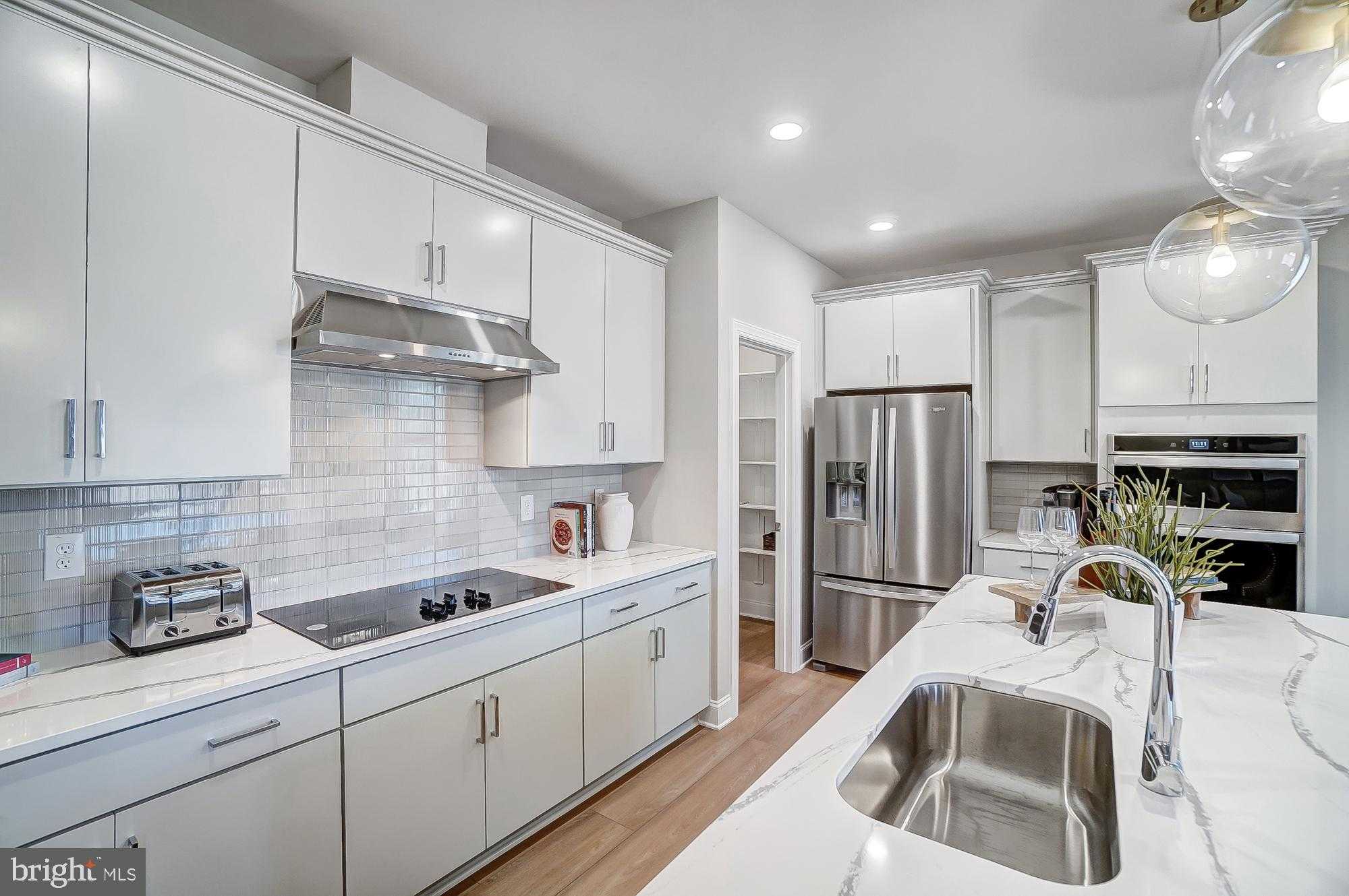 14925 Abelia CT photo 8