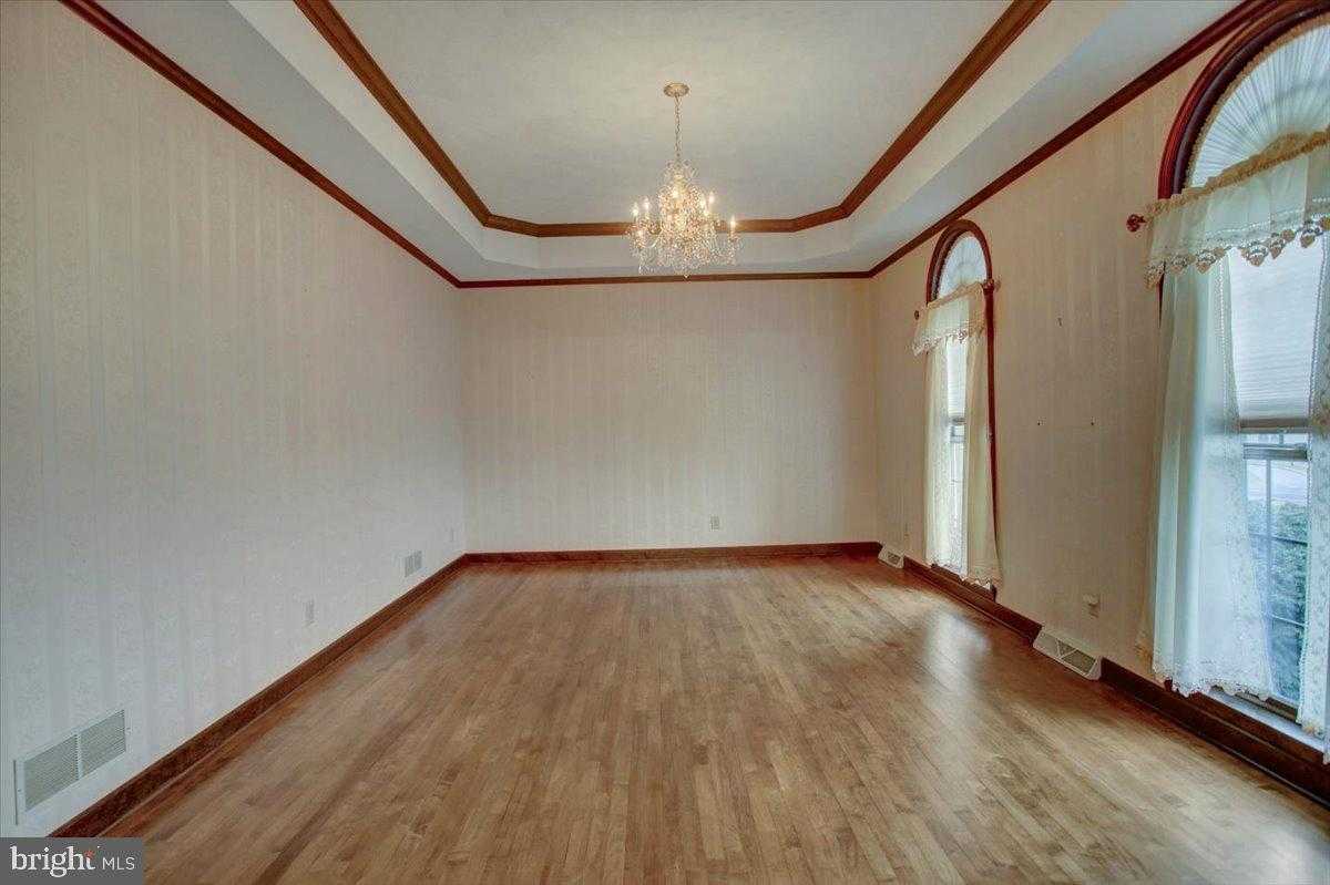 1015 Buchanan Trl E photo 17