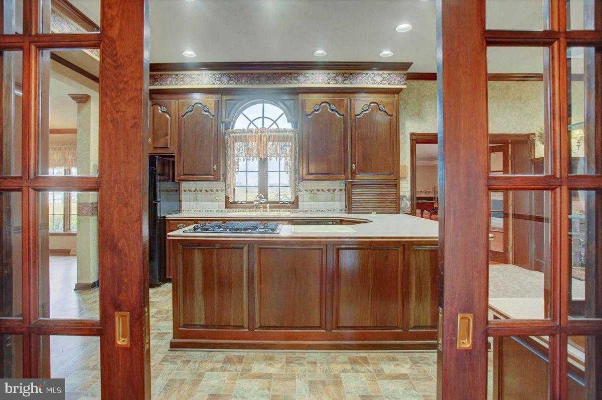 1015 Buchanan Trl E photo 22