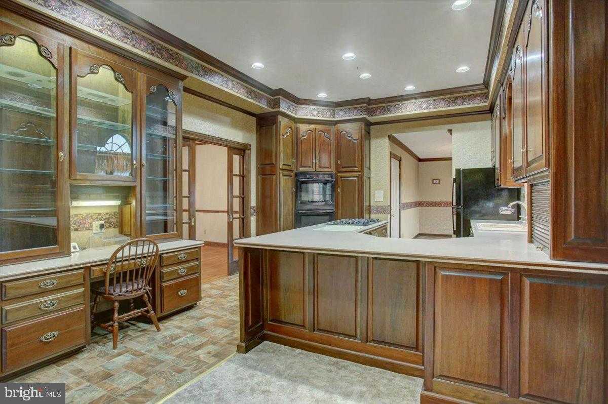 1015 Buchanan Trl E photo 25