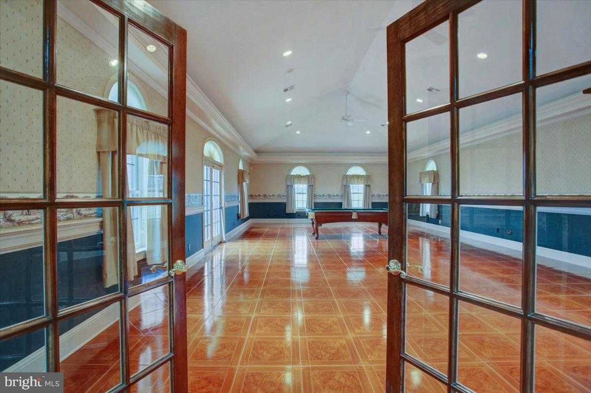 1015 Buchanan Trl E photo 33