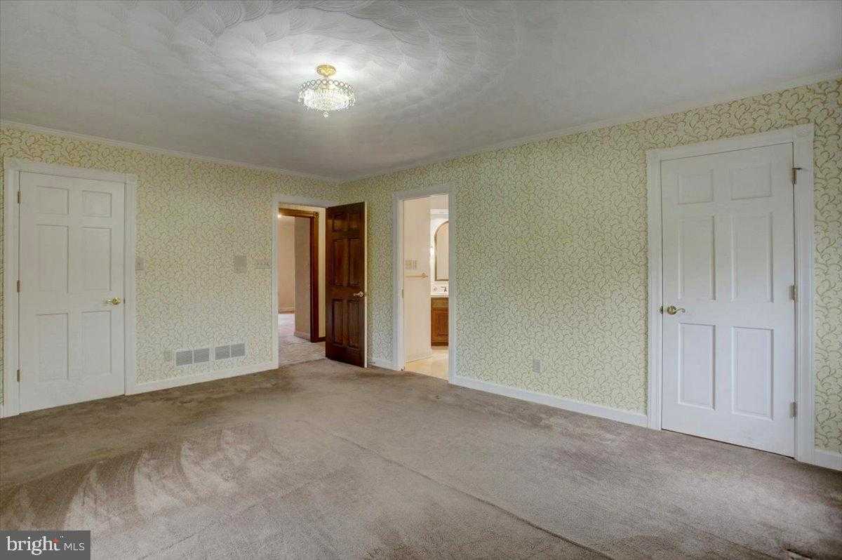 1015 Buchanan Trl E photo 40