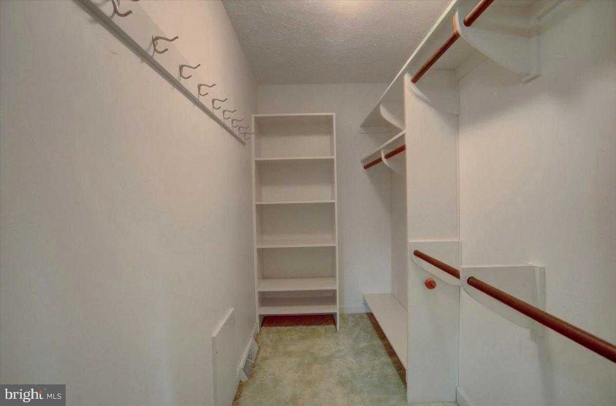 1015 Buchanan Trl E photo 41