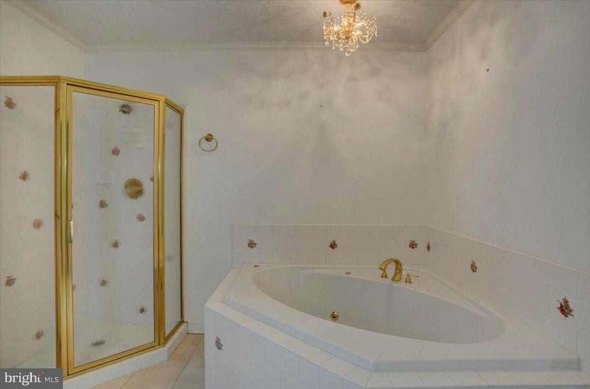 1015 Buchanan Trl E photo 45