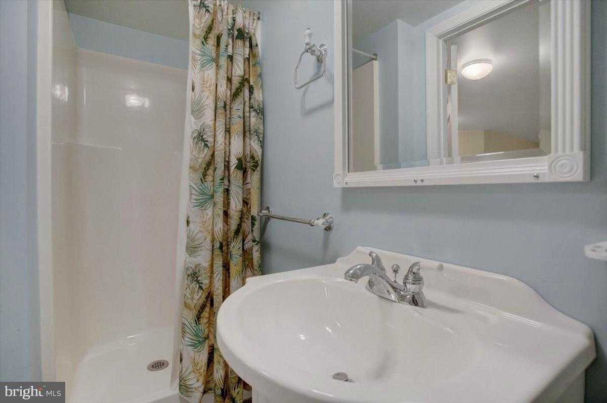 1015 Buchanan Trl E photo 60