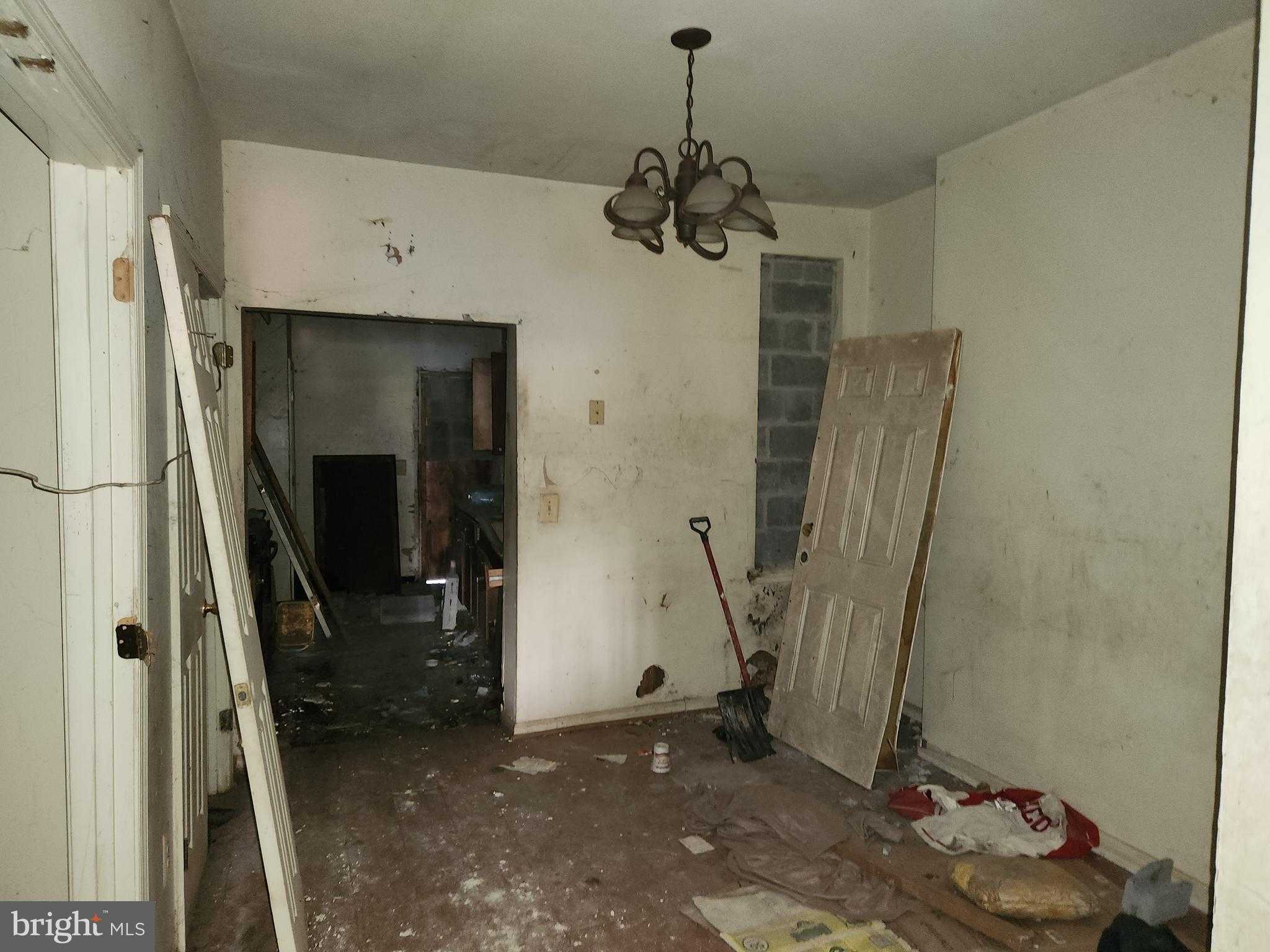 1415 Mosher St photo 5