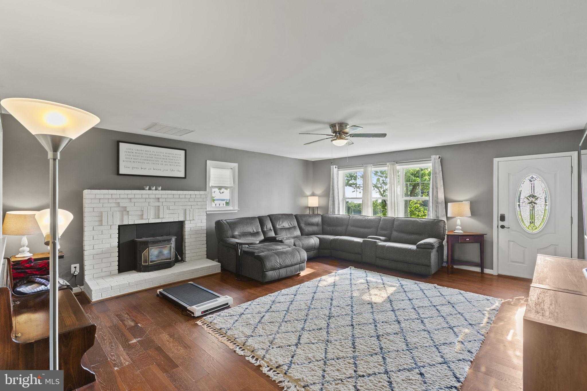 23170 Longview Blvd photo 4