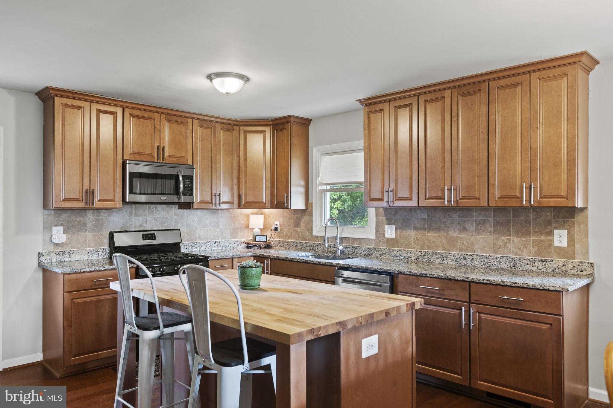 23170 Longview Blvd photo 7