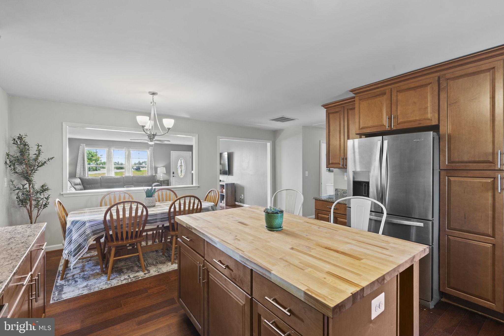 23170 Longview Blvd photo 8