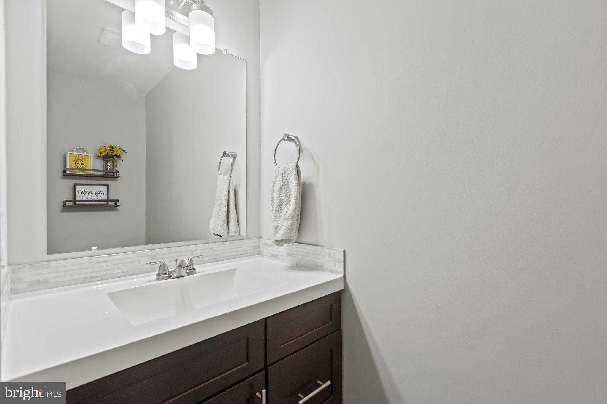 23170 Longview Blvd photo 9