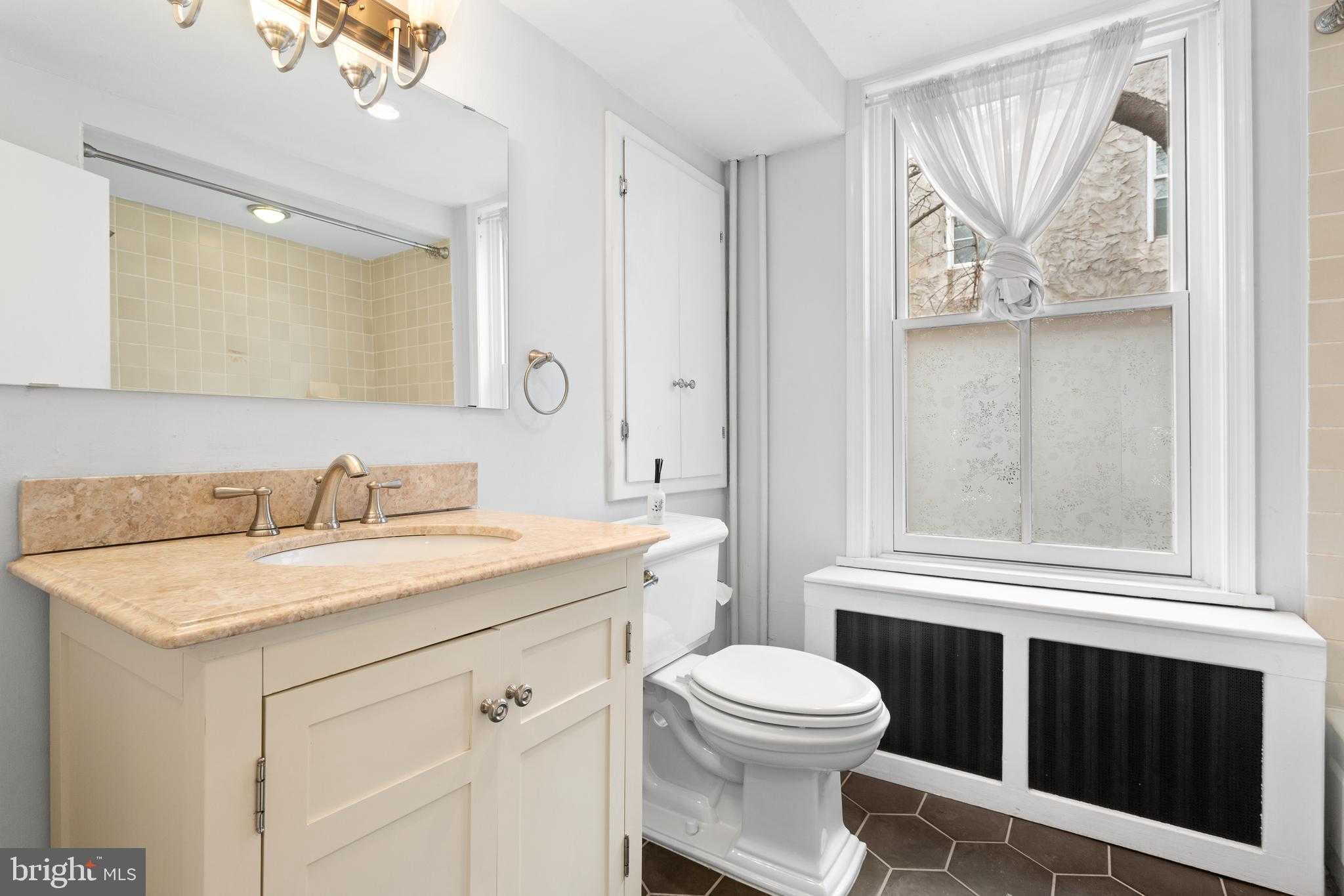 504 Kauffman St photo 29