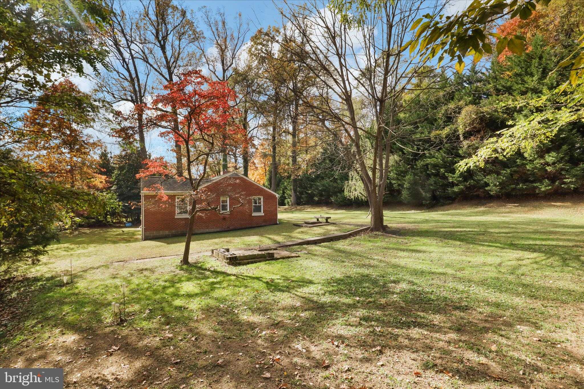 7914 Idylwood Rd photo 29