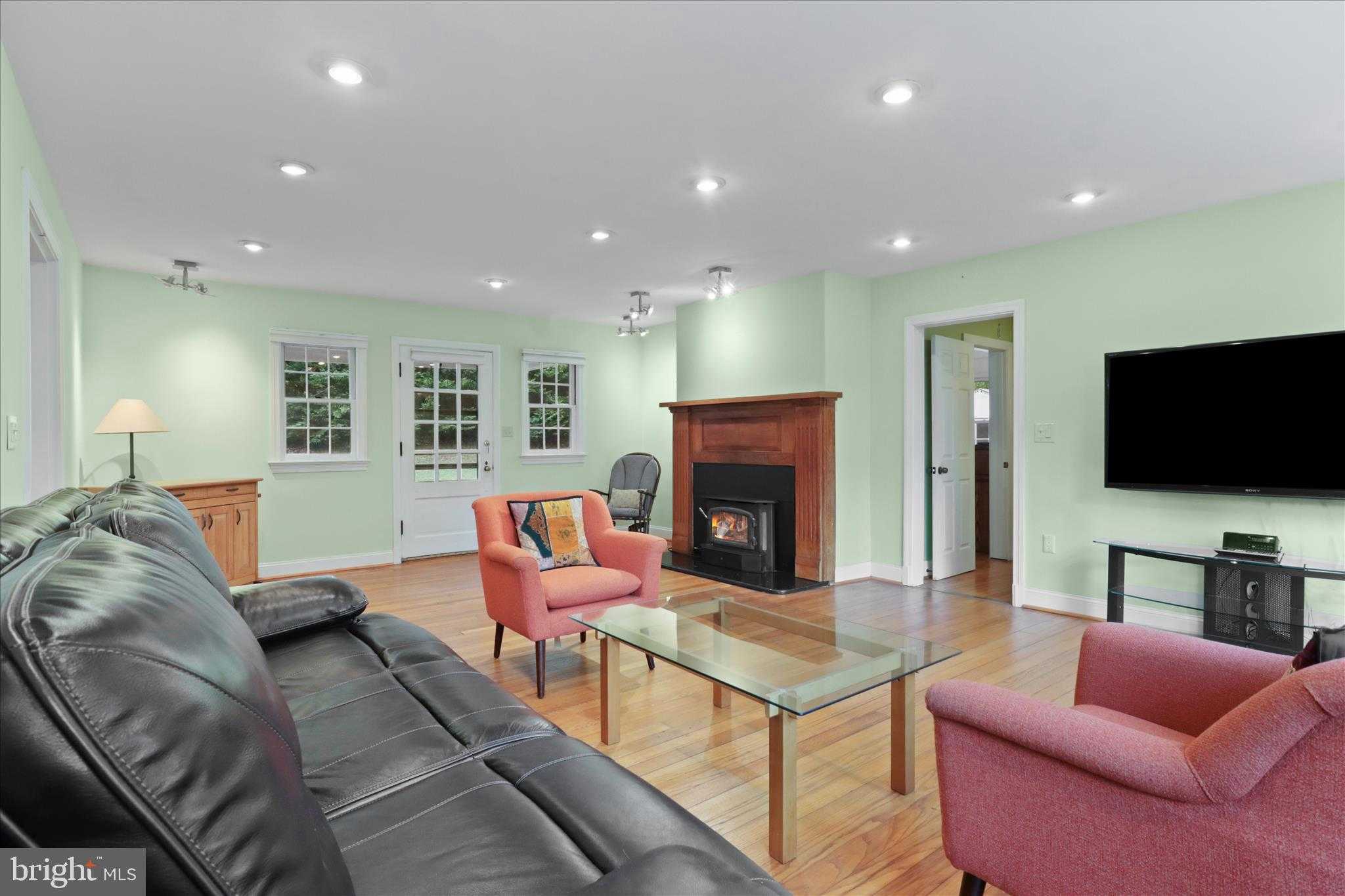 7914 Idylwood Rd photo 7