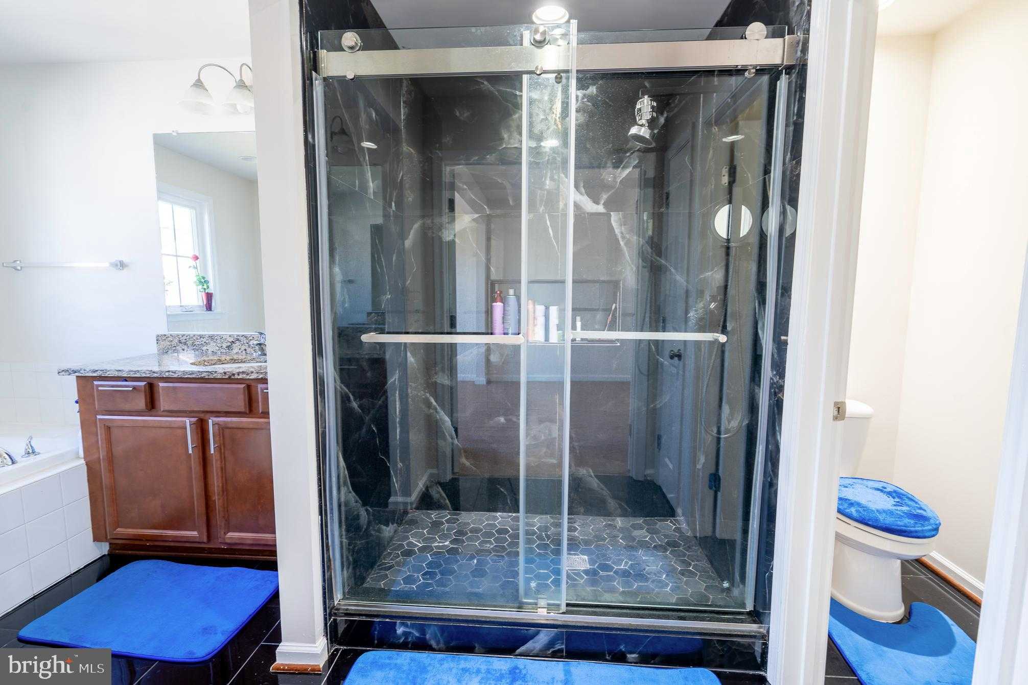 107 Hollister Ln photo 28