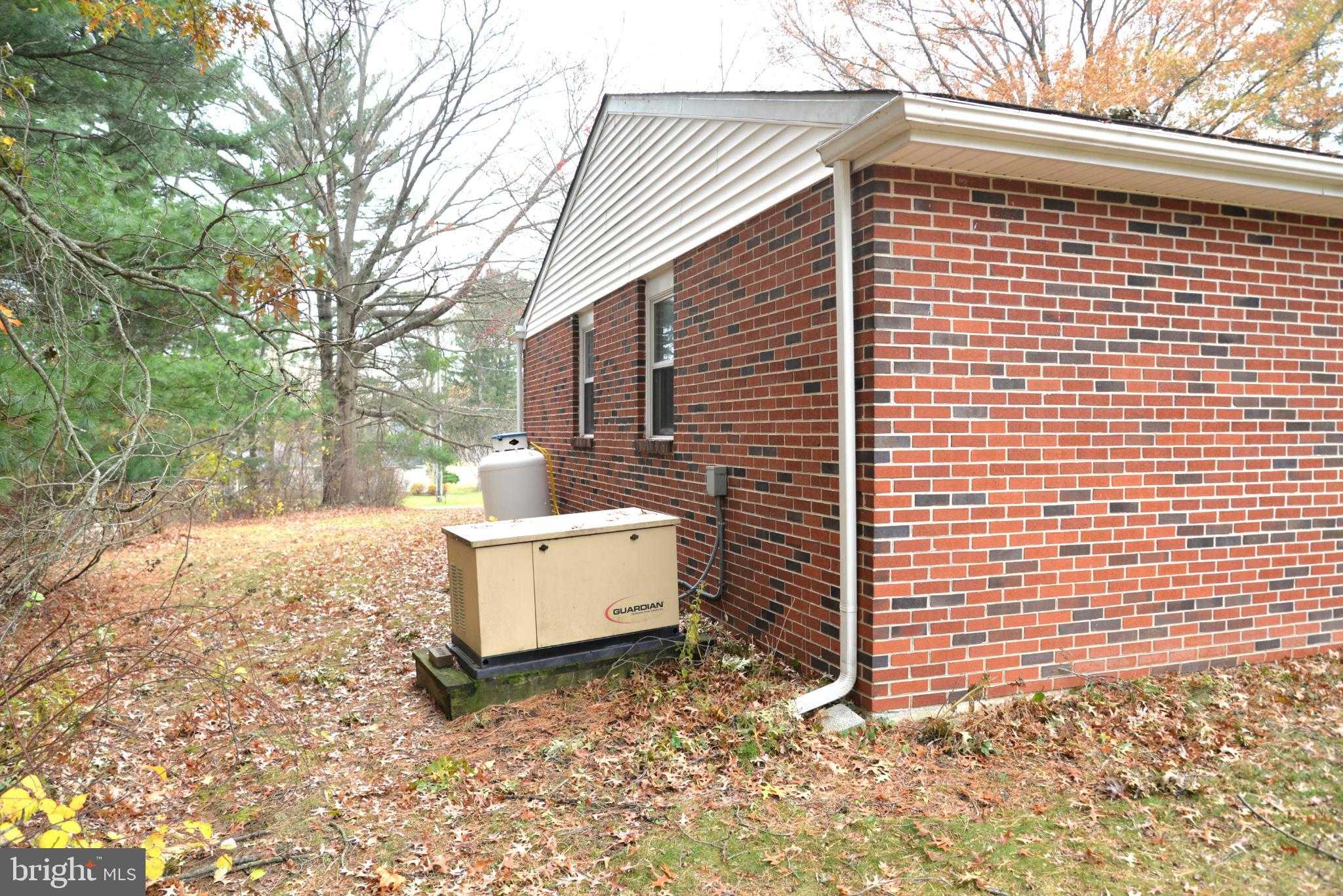 208 Faggs Manor Rd photo 9