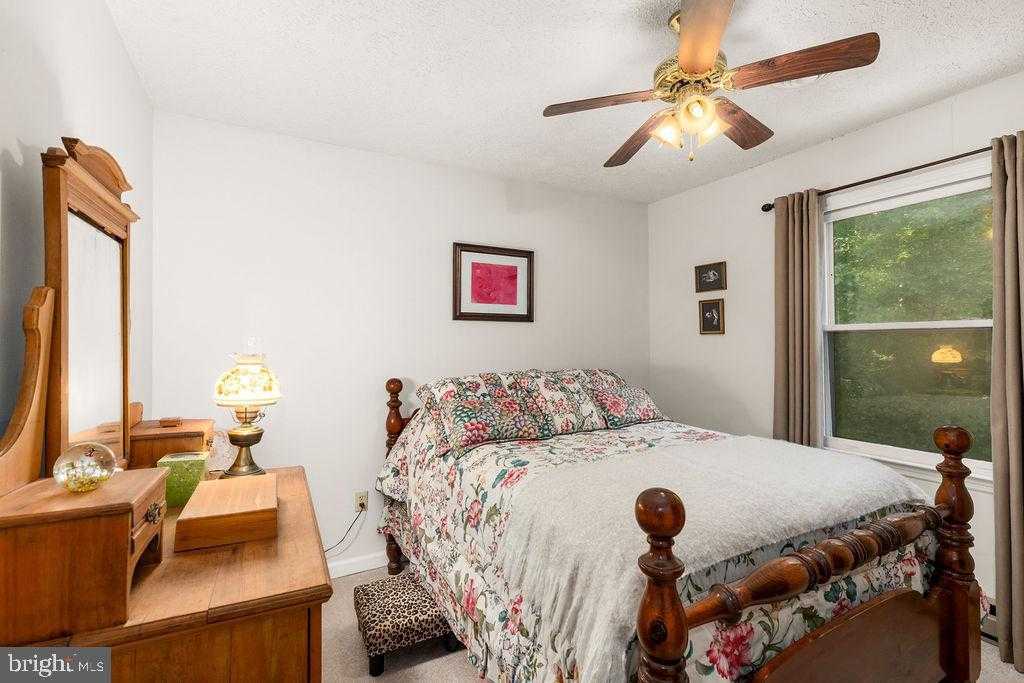 1115 Chapel Rd photo 40