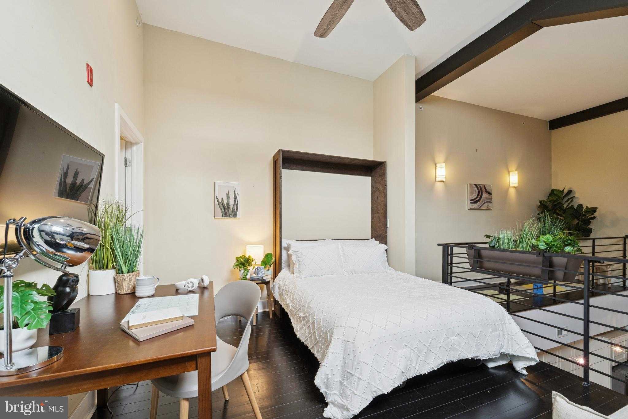 1722 Mount Vernon St Apt 1 photo 5