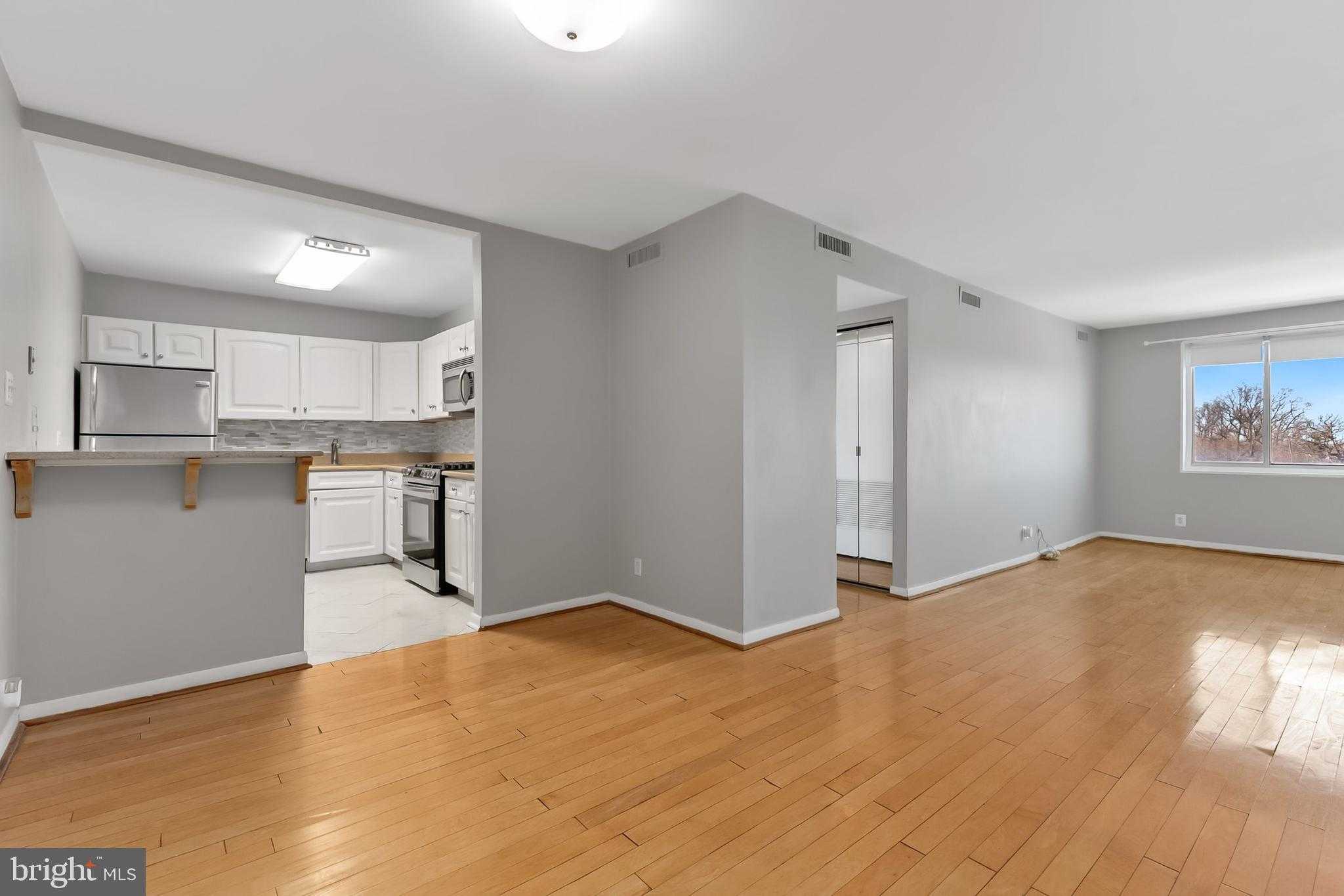 8315 N Brook Ln # 2-1004 photo 10