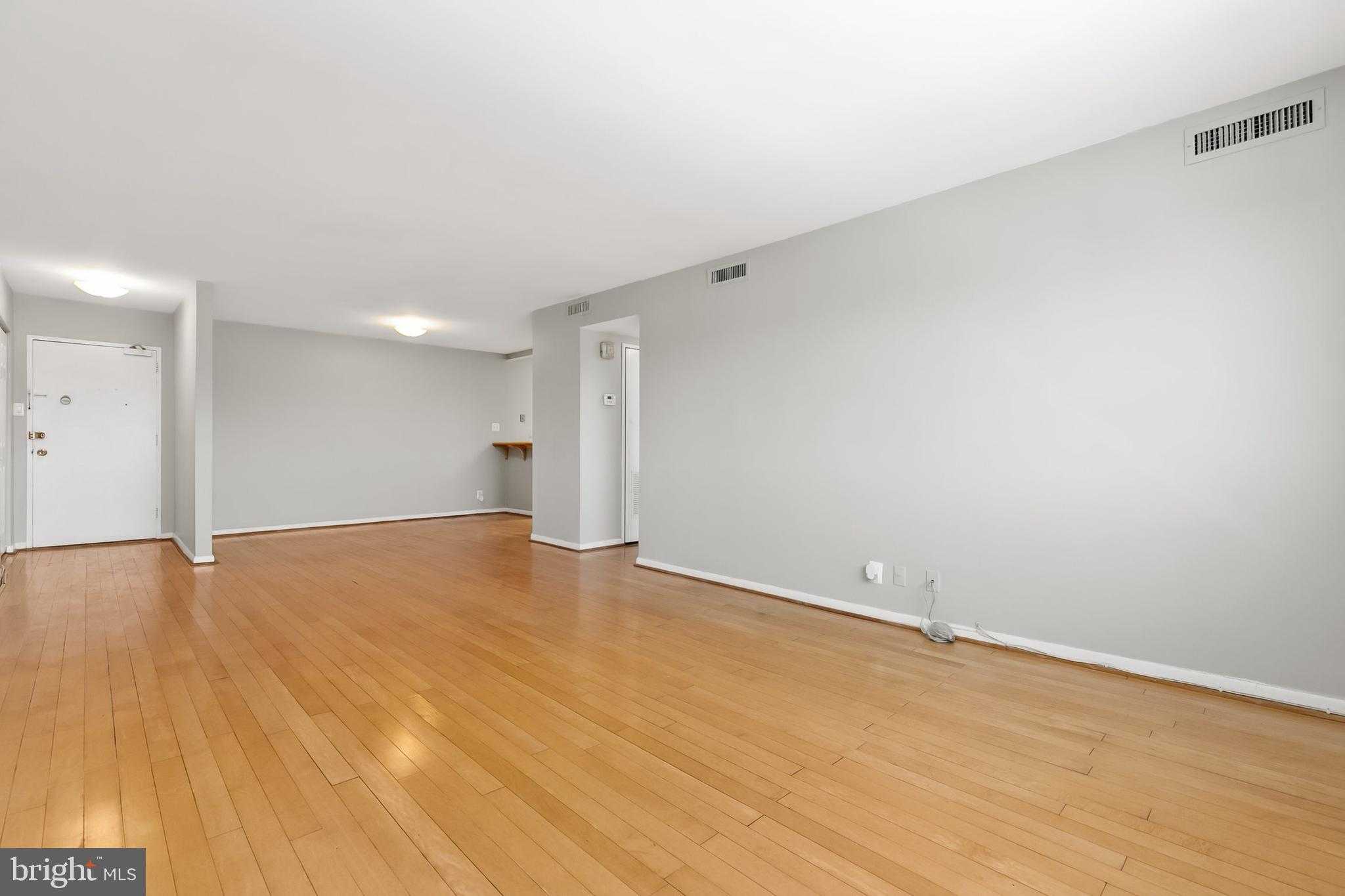 8315 N Brook Ln # 2-1004 photo 5