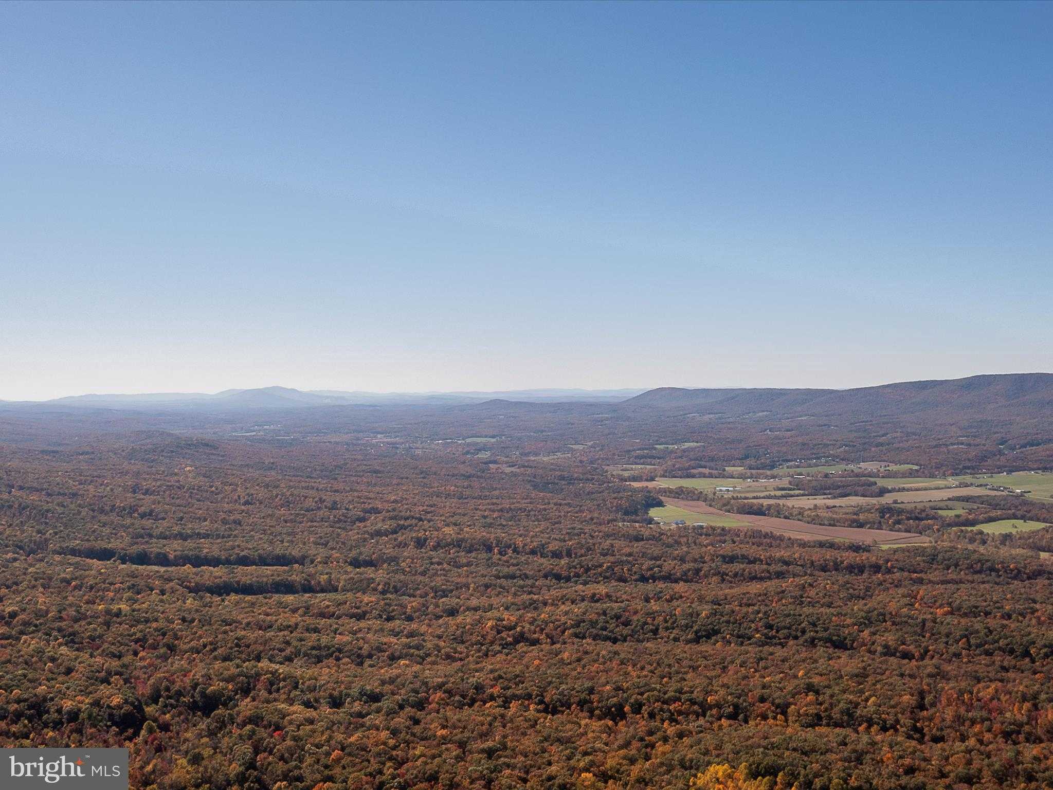 Berkeley Cir photo 41