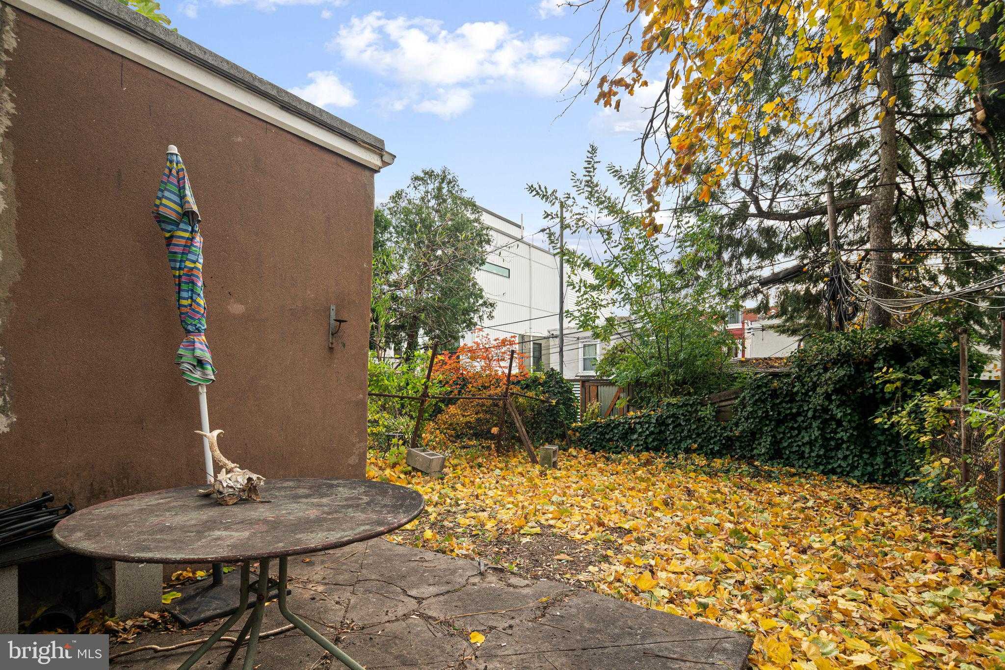 2914 Poplar St photo 10